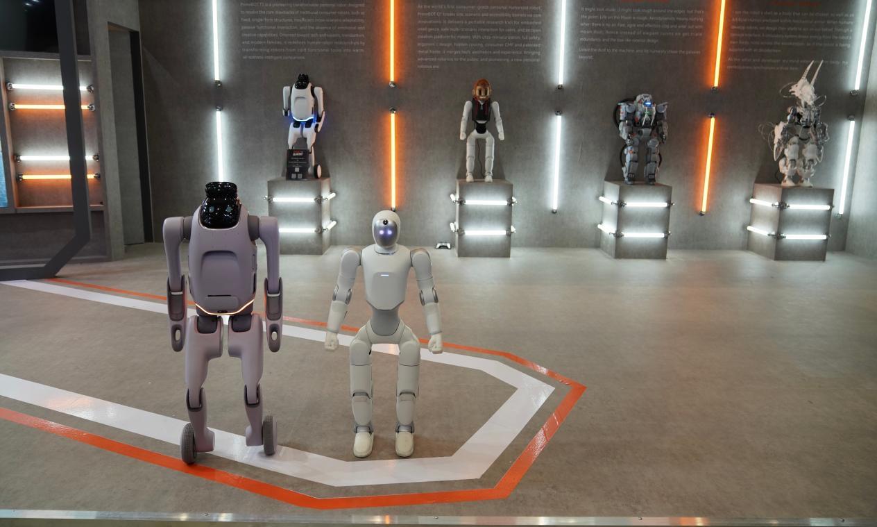 启元机器人获IFA2026双项创新大奖